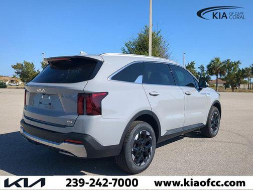 2025 Kia Sorento S