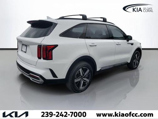Glacial White Pearl 2023 Kia Sorento S