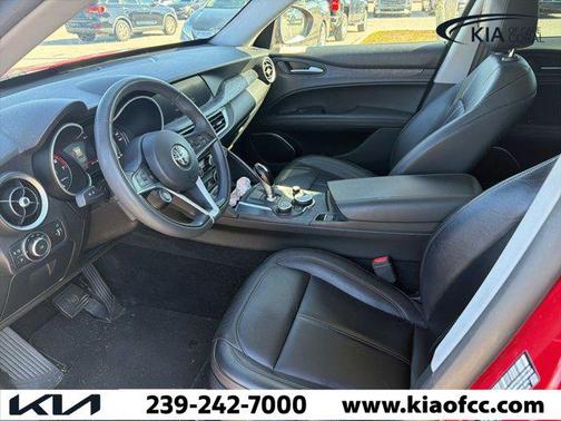 2019 Alfa Romeo Stelvio Base