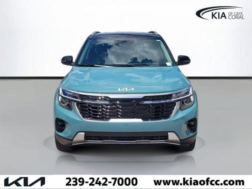 Pluton Blue/Black Roof 2026 Kia Seltos S