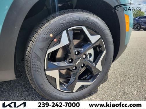 Pluton Blue/Black Roof 2026 Kia Seltos S