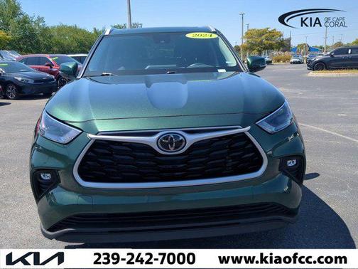 2024 Toyota Highlander XLE