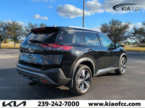 2023 Nissan Rogue SL