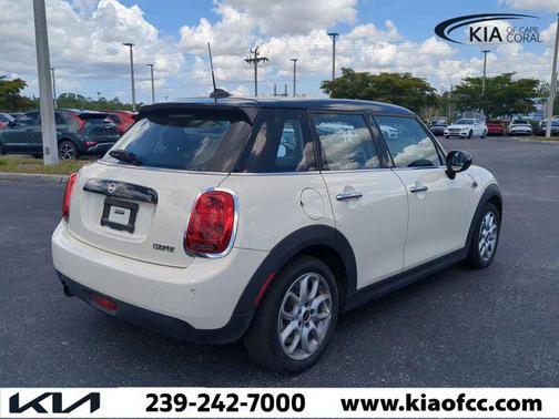 2021 MINI Hardtop Oxford Edition