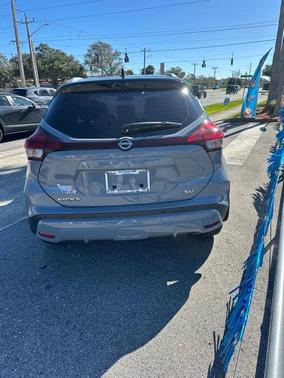 2022 Nissan Kicks SV