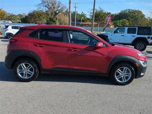 2022 Hyundai KONA SE