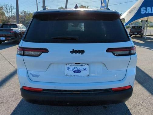 2023 Jeep Grand Cherokee L Laredo