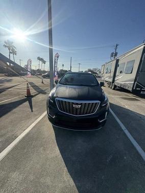 2020 Cadillac XT5 Premium Luxury