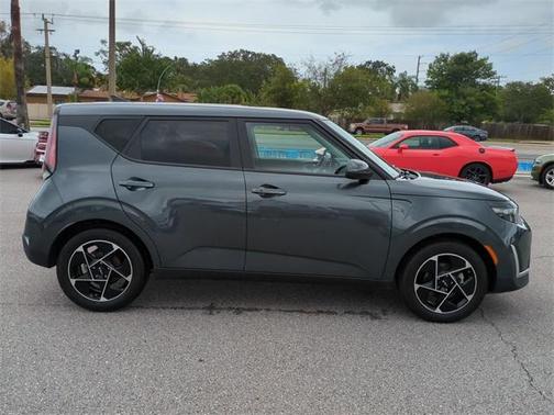 2024 Kia Soul EX