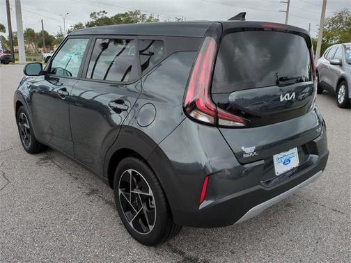 2024 Kia Soul EX