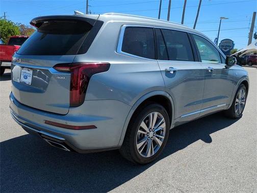 2023 Cadillac XT6 Premium Luxury FWD