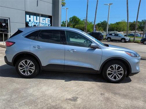 2022 Ford Escape SEL