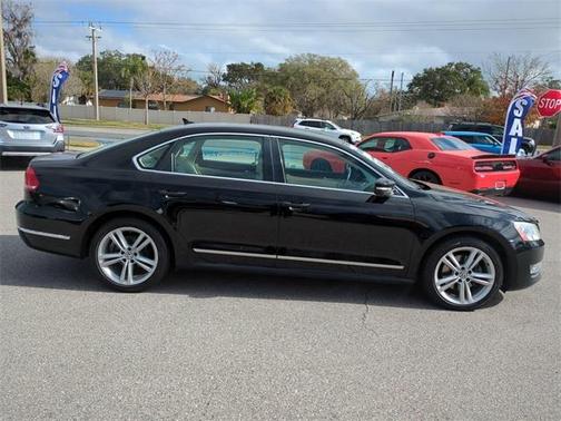 2013 Volkswagen Passat 2.0 TDI SEL Premium