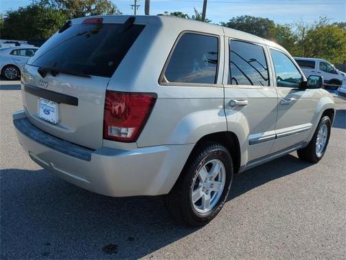 2007 Jeep Grand Cherokee Laredo