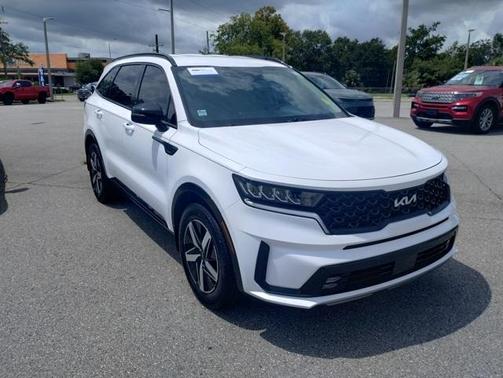 2023 Kia Sorento EX