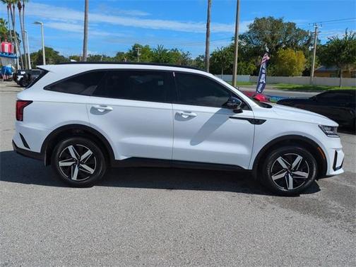 2023 Kia Sorento EX