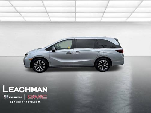 Platinum White Pearl 2025 Honda Odyssey EX-L