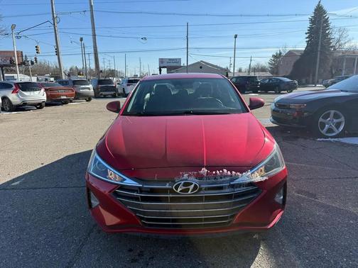 2020 Hyundai ELANTRA SEL