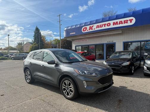 2022 Ford Escape SEL