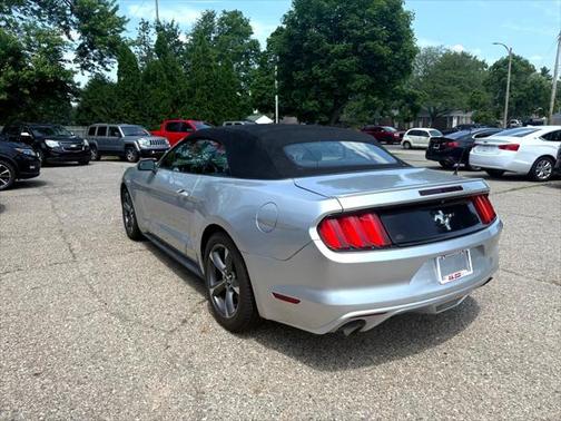 2015 Ford Mustang V6