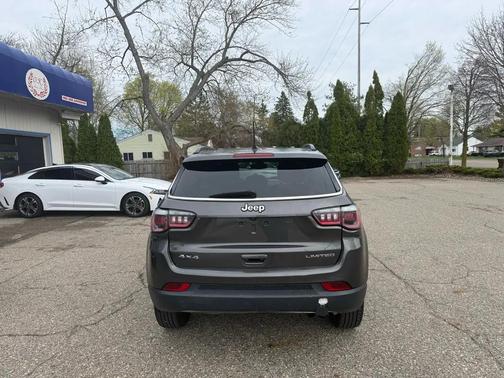 Sting-Gray Clearcoat 2020 Jeep Compass Limited