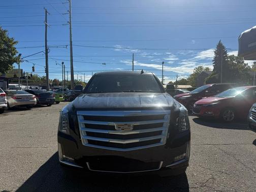 2019 Cadillac Escalade ESV Luxury