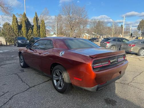 2021 Dodge Challenger SXT
