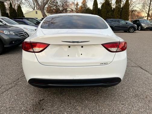 2015 Chrysler 200 LX
