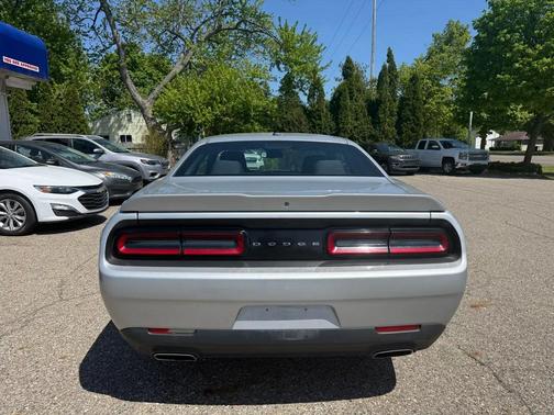 Triple Nickel Clearcoat 2020 Dodge Challenger SXT