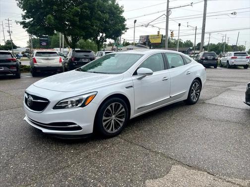 2017 Buick LaCrosse Essence