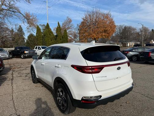 2021 Kia Sportage LX