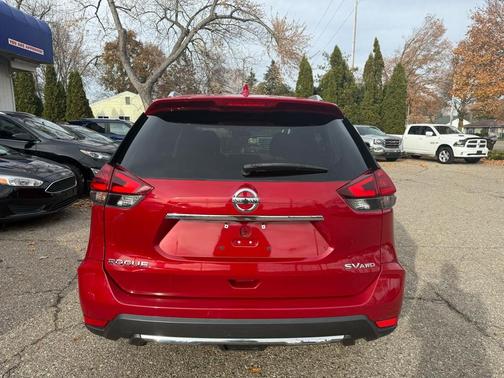 2017 Nissan Rogue SV