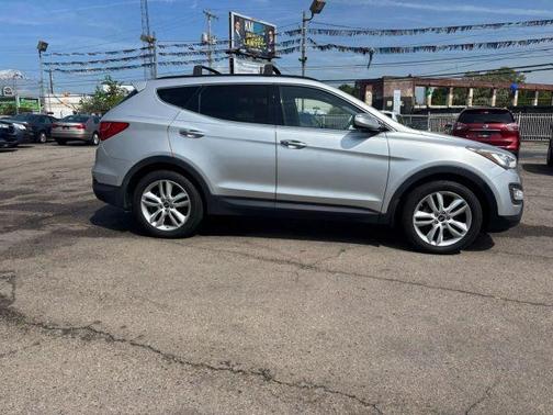 2016 Hyundai Santa Fe Sport 2.0L Turbo