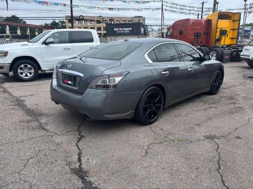 2014 Nissan Maxima SV
