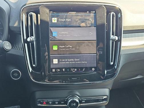 Silver Dawn Metallic 2025 Volvo XC40 B5 Plus Dark Theme