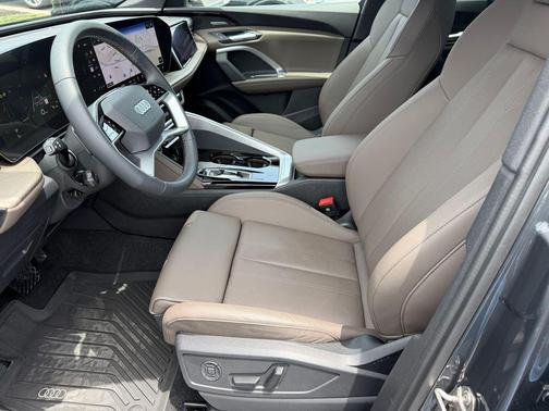Gray 2025 Audi Q5 2.0T Prestige