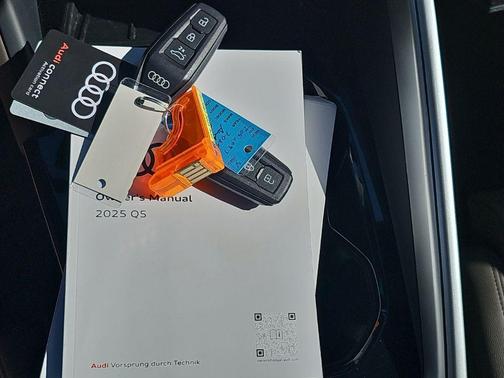 Gray 2025 Audi Q5 2.0T Prestige