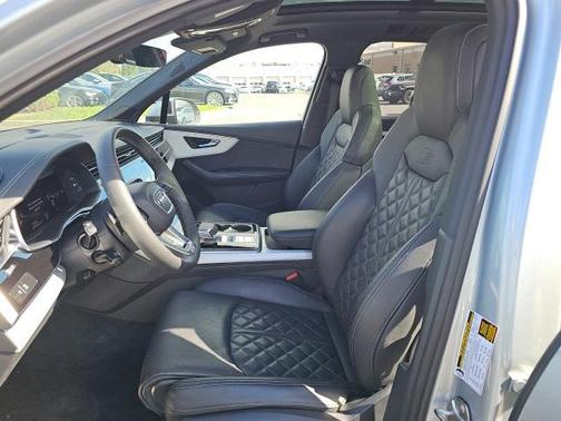 2024 Audi Q7 55 Prestige