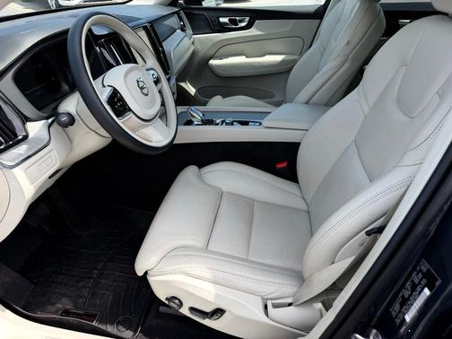 Denim Blue Metallic 2024 Volvo XC60 Recharge Plug-In Hybrid Ultimate