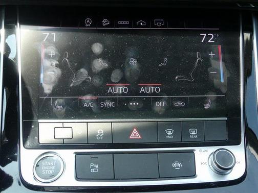 2022 Audi Q7 45 Premium