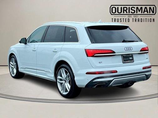 2025 Audi Q7 55 Prestige