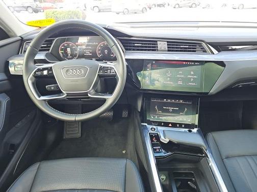 2024 Audi Q8 e-tron Premium Plus
