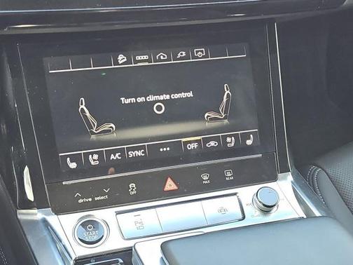 2024 Audi Q8 e-tron Premium Plus