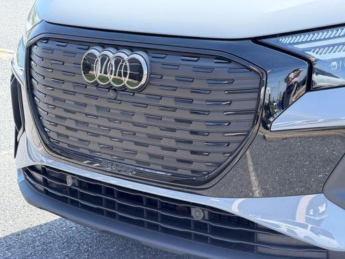 Pebble Gray 2024 Audi Q4 e-tron Prestige