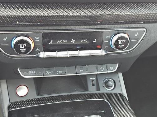 2024 Audi SQ5 3.0T Premium Plus