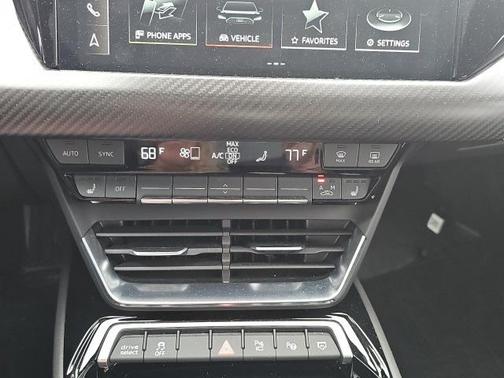 2022 Audi e-tron GT Prestige