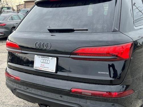 2026 Audi Q7 55 Premium Plus