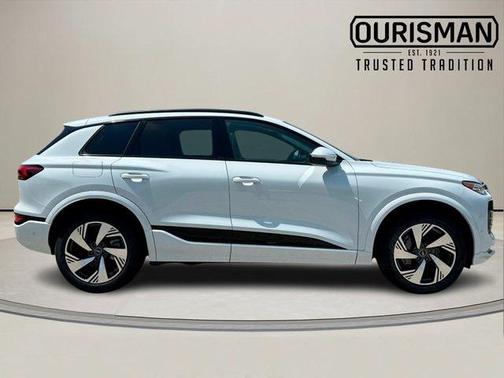 2025 Audi Q6 e-tron Premium Plus