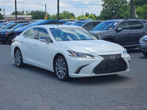 White Pearl 2020 Lexus ES 350 Base