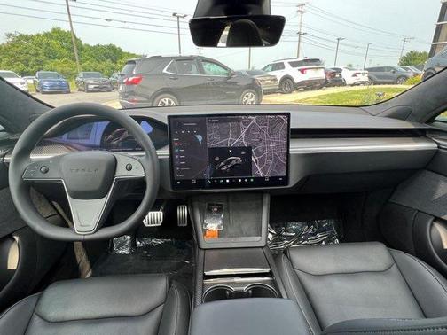 2023 Tesla Model S Plaid